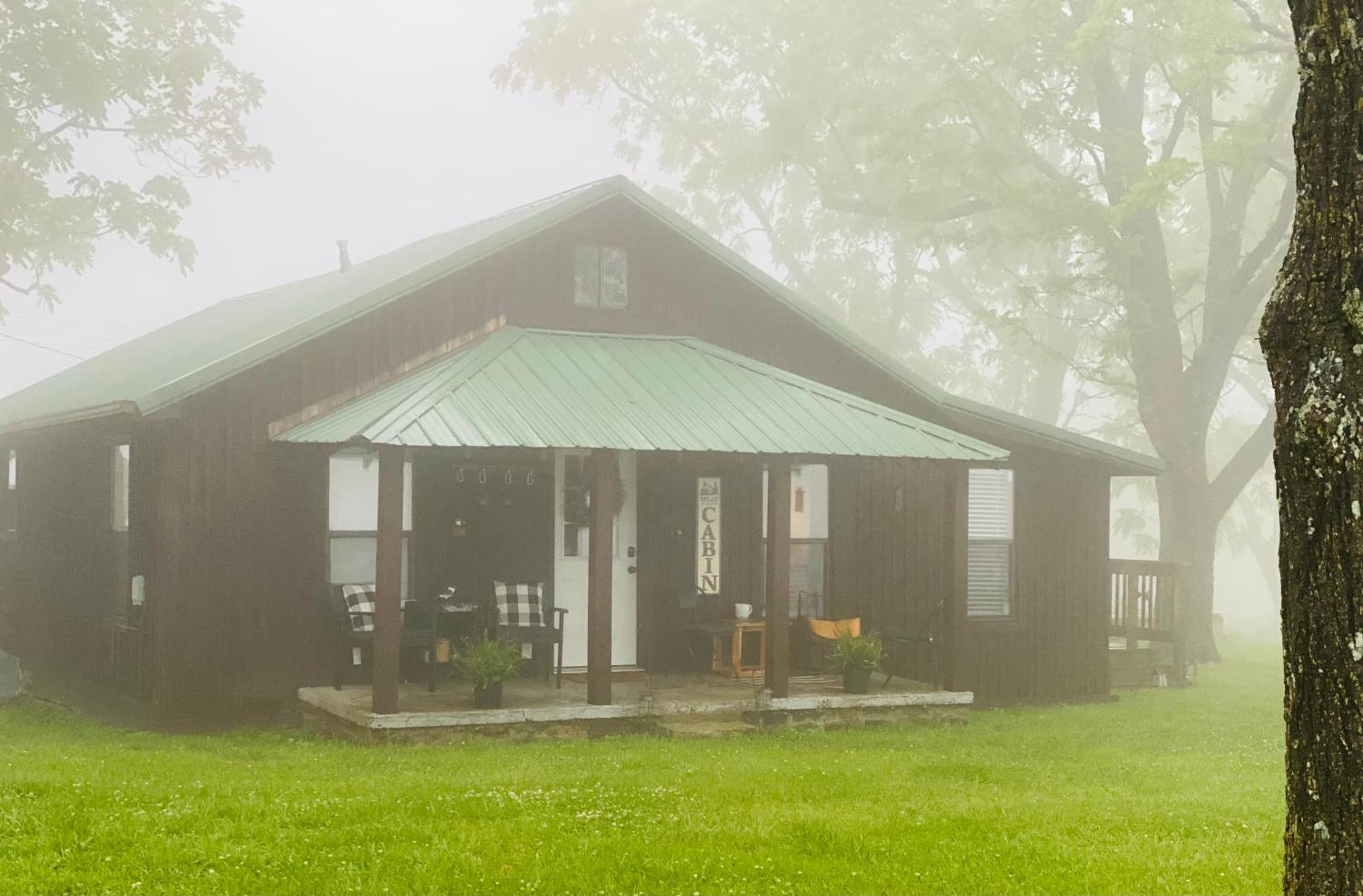 Butterfly Ridge Cabin - At The Top Of The Canyon Jasper ภายนอก รูปภาพ